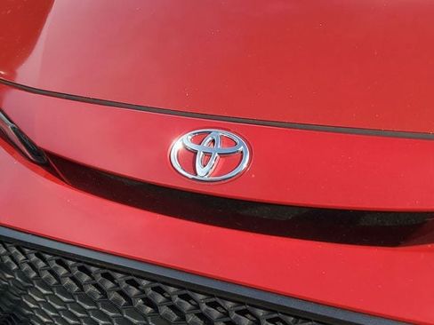 Used 2020 Toyota Corolla SE w/ SE Premium Package FWD image 4