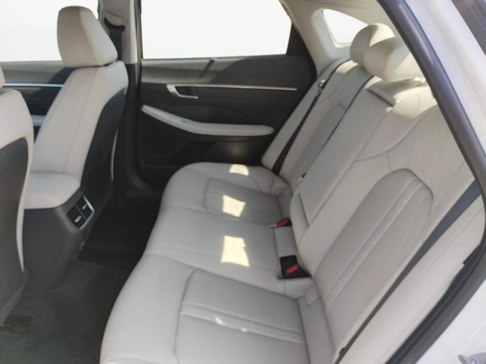 Used 2023 Hyundai Sonata Limited w/ Cargo Package FWD image 16