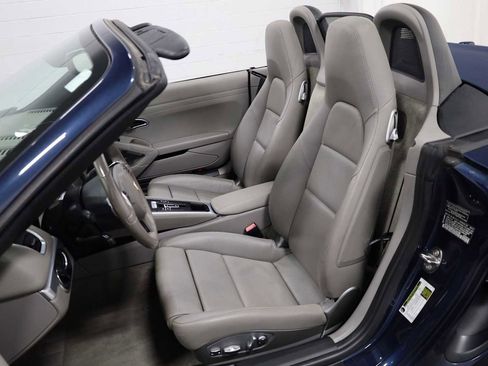 Used 2013 Porsche Boxster S image 5