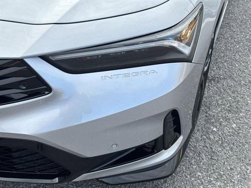 New 2026 Acura Integra A-Spec FWD image 9