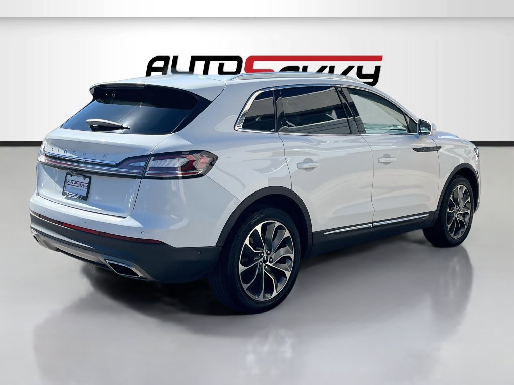 Used 2023 Lincoln Nautilus Reserve w/ Equipment Group 201A AWD/4WD image 7