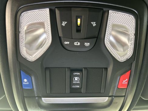 Used 2026 RAM 2500 Tradesman AWD/4WD image 7