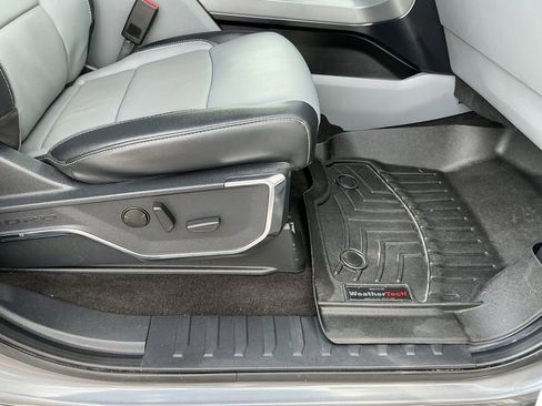 Used 2022 Ford F150 Lariat w/ Equipment Group 501A Mid image 28