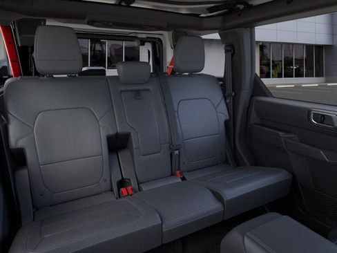 New 2026 Ford Bronco Outer Banks AWD/4WD image 11
