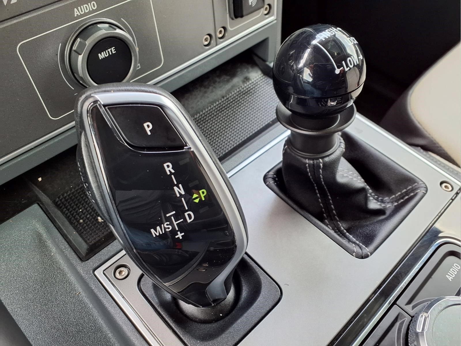 Used 2024 INEOS Grenadier Station Wagon AWD/4WD image 19