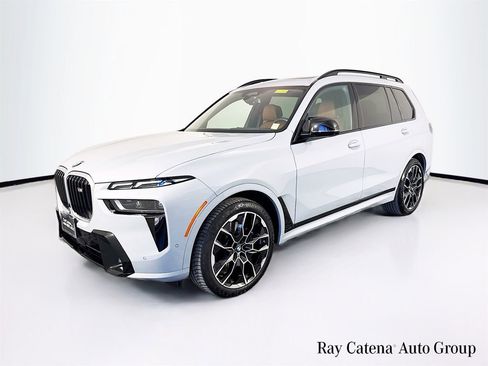 Used 2024 BMW X7 M60i w/ Executive Package image 3