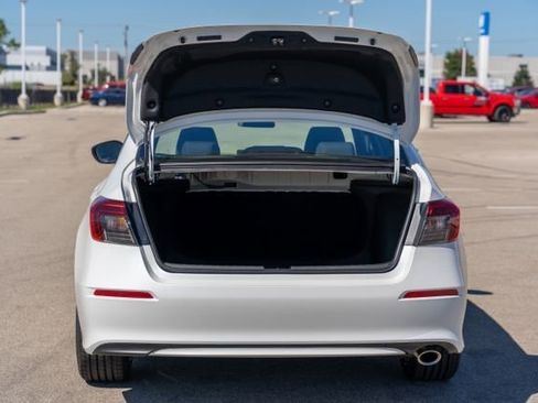 Used 2025 Honda Civic Sport image 17