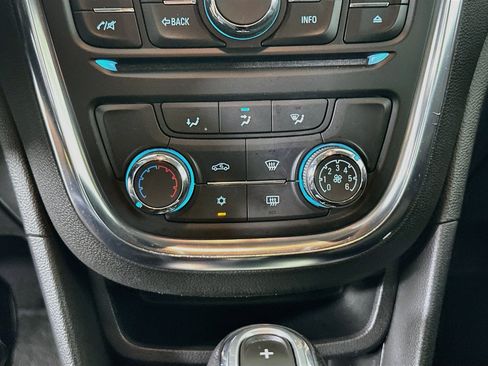 Used 2015 Buick Encore FWD image 22
