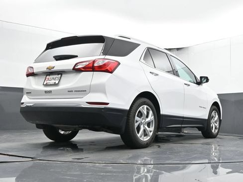 Used 2021 Chevrolet Equinox Premier AWD/4WD image 22