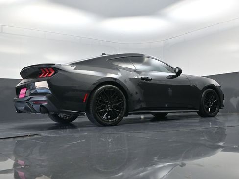 Used 2024 Ford Mustang GT Premium image 18