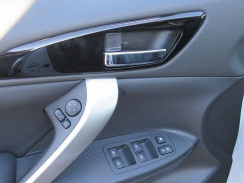 New 2026 Mitsubishi Eclipse Cross SEL image 12