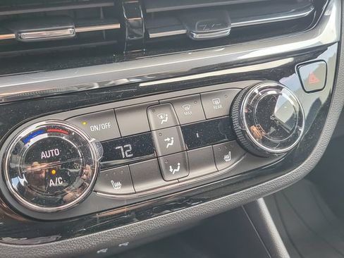 New 2026 Buick Envista Sport Touring w/ Convenience I Package FWD image 16