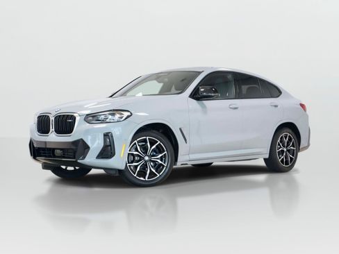 Used 2024 BMW X4 M40i AWD/4WD image 1
