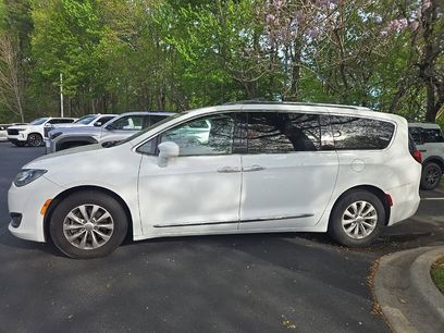 Used 2018 Chrysler Pacifica Touring-L