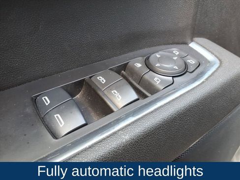 Used 2025 GMC Sierra 1500 SLT image 24