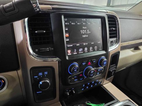 Used 2015 RAM 2500 Longhorn image 17