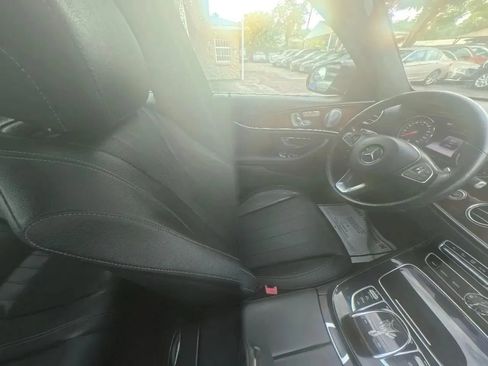Used 2018 Mercedes-Benz E 300 4MATIC w/ Premium 1 Package image 31