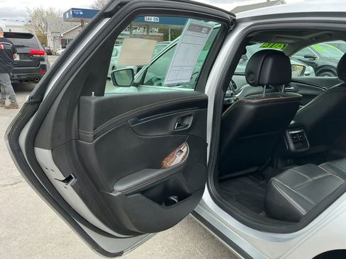 Used 2014 Chevrolet Impala LTZ FWD image 8