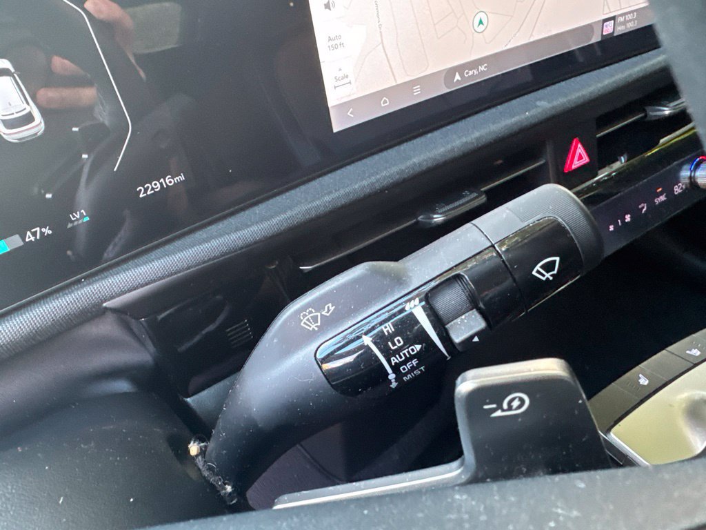 Used 2025 Kia EV6 Light w/ Light LR Technology Package RWD image 16