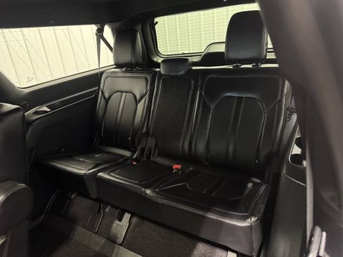 Used 2021 Ford Expedition Max Limited AWD/4WD image 16