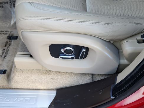 Used 2016 Land Rover Range Rover Supercharged image 14