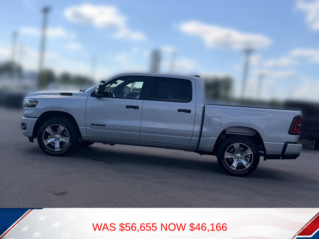 New 2026 RAM 1500 Express AWD/4WD image 9