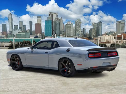 Used 2022 Dodge Challenger SRT Hellcat w/ Plus Package RWD image 6