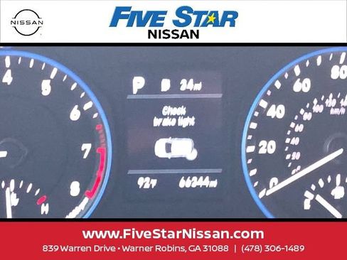 Used 2021 Hyundai Kona SEL FWD image 14