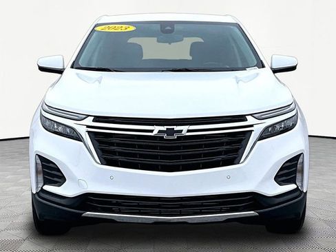 Used 2023 Chevrolet Equinox LT image 2