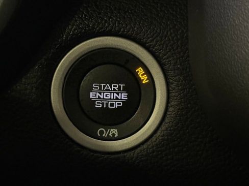 Used 2021 RAM 1500 Big Horn image 17