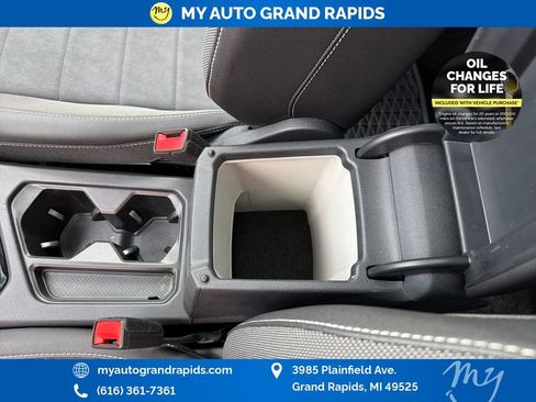 Used 2024 Volkswagen Taos SE w/ Panoramic Sunroof Package AWD/4WD image 26