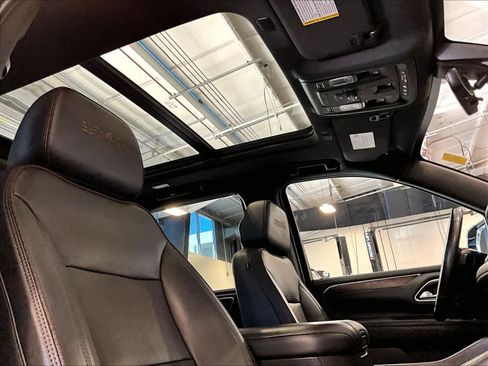 Used 2021 Chevrolet Tahoe High Country image 23