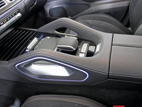 Certified 2025 Mercedes-Benz GLE 53 AMG 4MATIC image 23