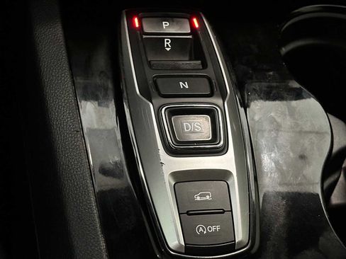 Used 2020 Honda Pilot Black Edition image 16