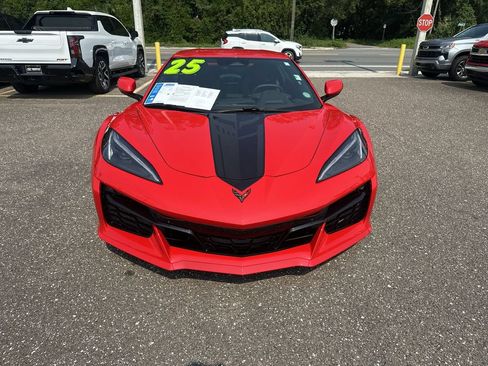 Used 2025 Chevrolet Corvette Z06 RWD image 11