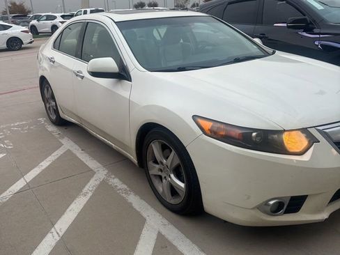 Used 2011 Acura TSX Sedan image 2