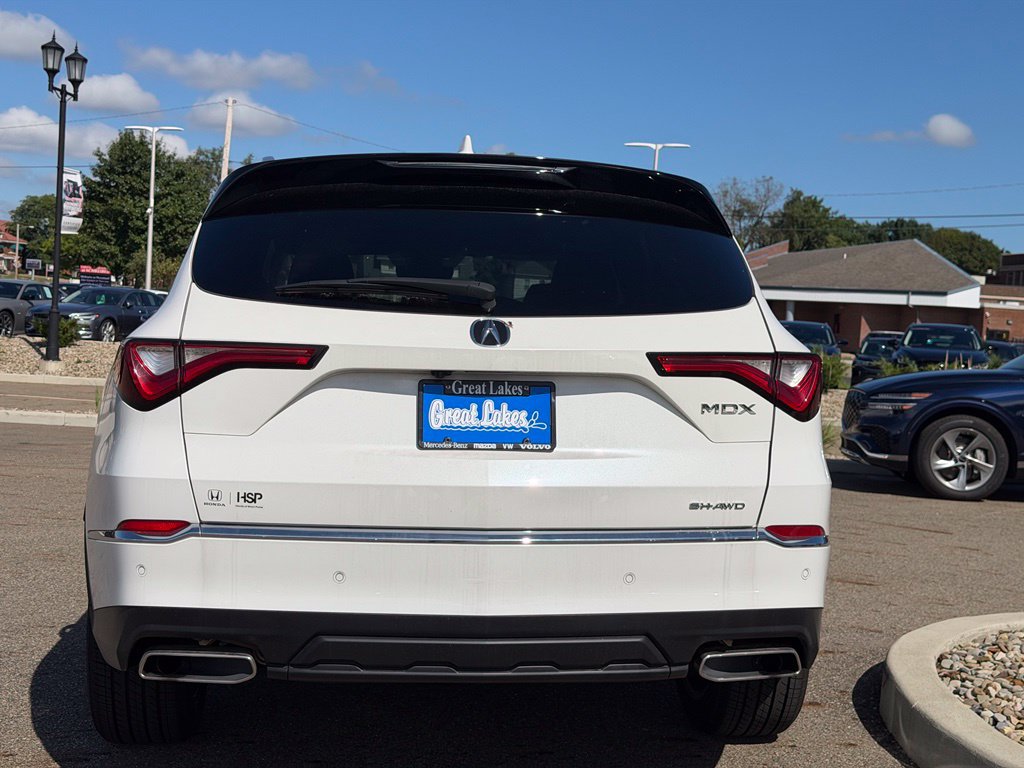Used 2023 Acura MDX w/ Advance Package AWD/4WD image 4