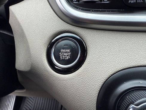 Used 2020 Kia Sorento S image 28