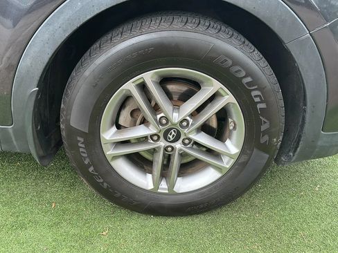 Used 2018 Hyundai Santa Fe Sport FWD image 46