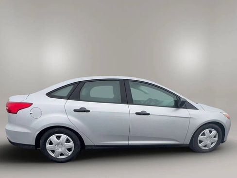 Used 2015 Ford Focus S FWD image 7