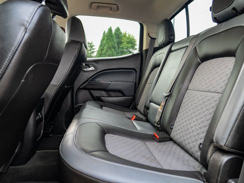 Used 2018 Chevrolet Colorado Z71 image 23