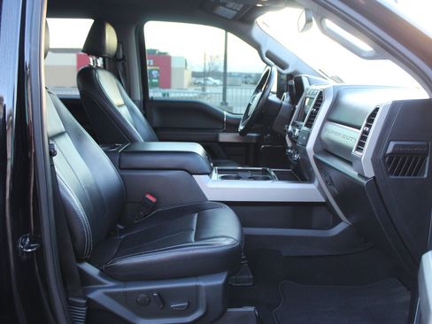 Used 2021 Ford F250 Lariat image 14