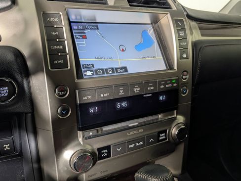 Used 2019 Lexus GX 460 Premium AWD/4WD image 26