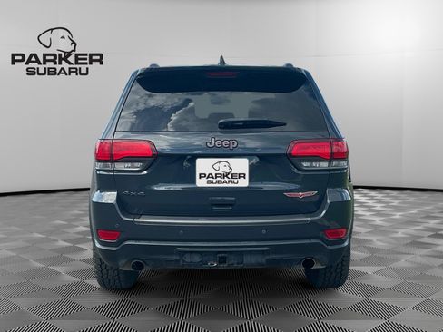 Used 2018 Jeep Grand Cherokee Trailhawk w/ Trailhawk Luxury Group AWD/4WD image 4