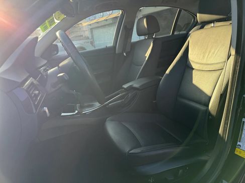 Used 2010 BMW 328i Sedan RWD image 11