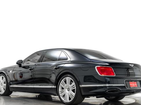 Used 2026 Bentley Flying Spur Plug-In Hybrid AWD/4WD image 33