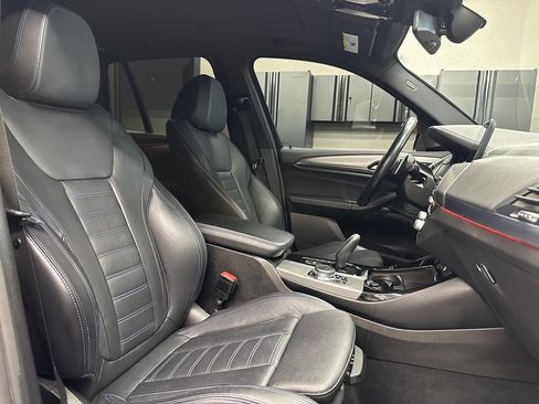 Used 2018 BMW X3 M40i image 25