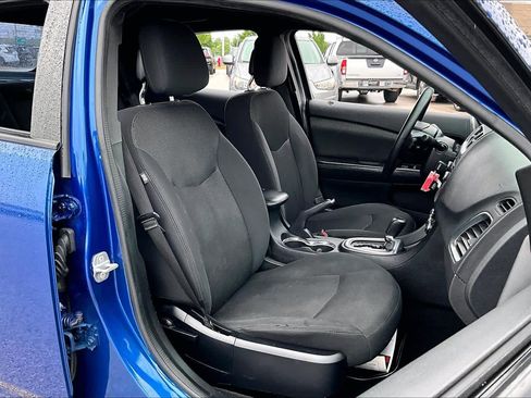 Used 2014 Dodge Avenger SE FWD image 9
