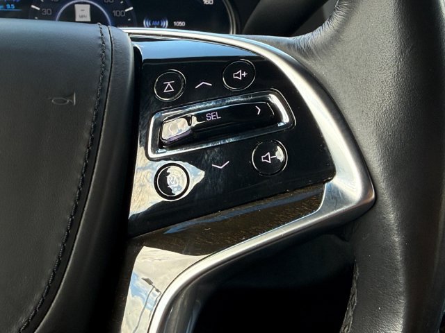 Used 2018 Cadillac Escalade Platinum AWD/4WD image 12