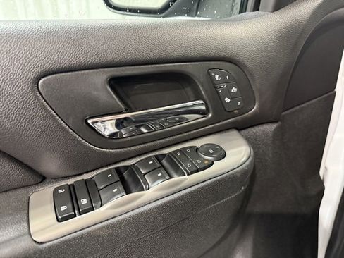 Used 2013 Chevrolet Tahoe LT image 21